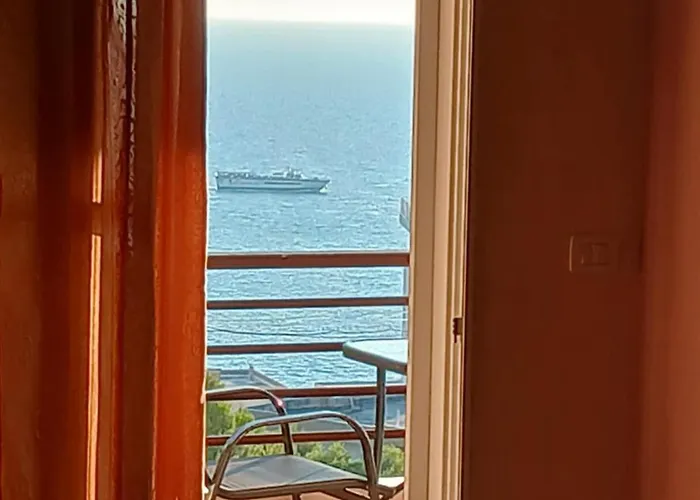 Smems-pappas Sarandë